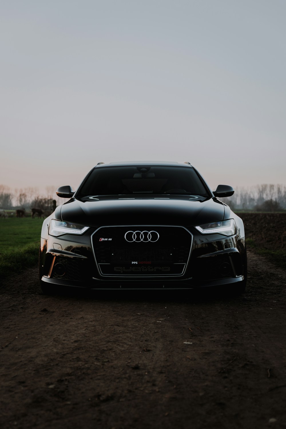 Audi RS 6 — illustrative photography